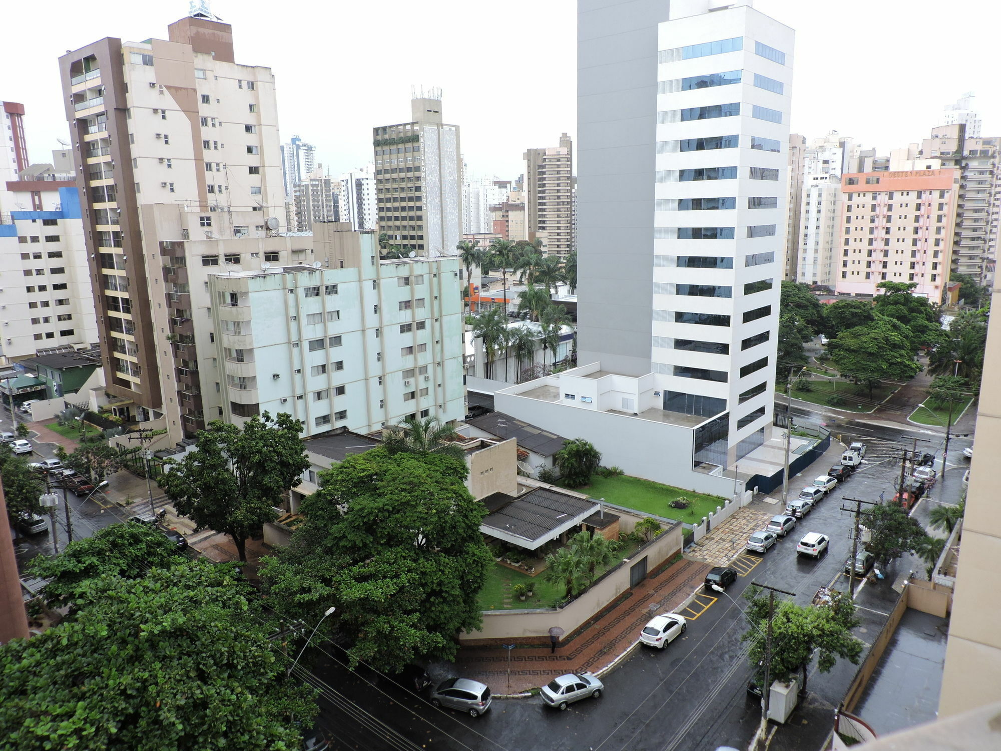 La Flat 4* Goiânia